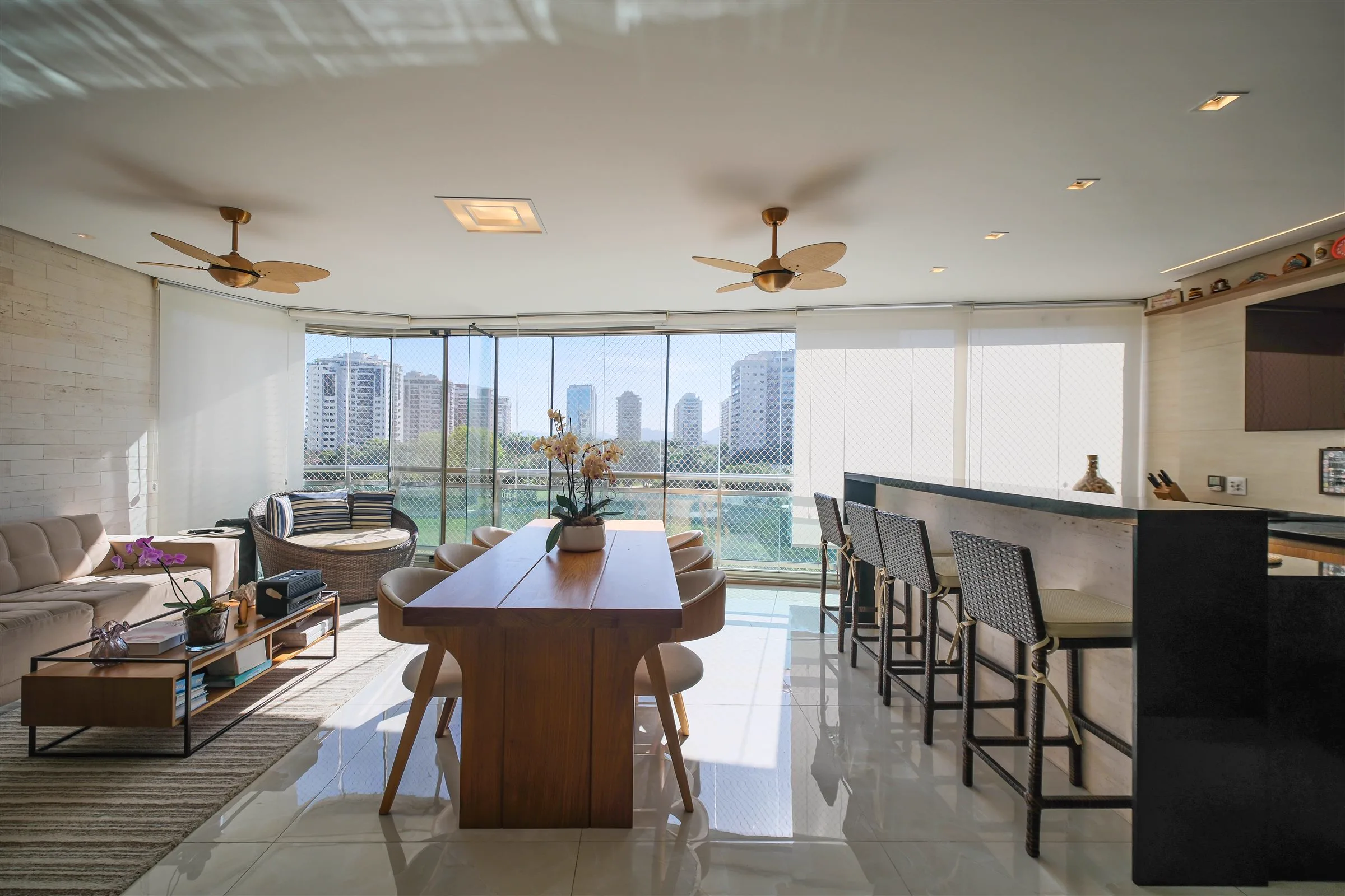 Vista panorâmica da sala de estar no Saint Barth Península
